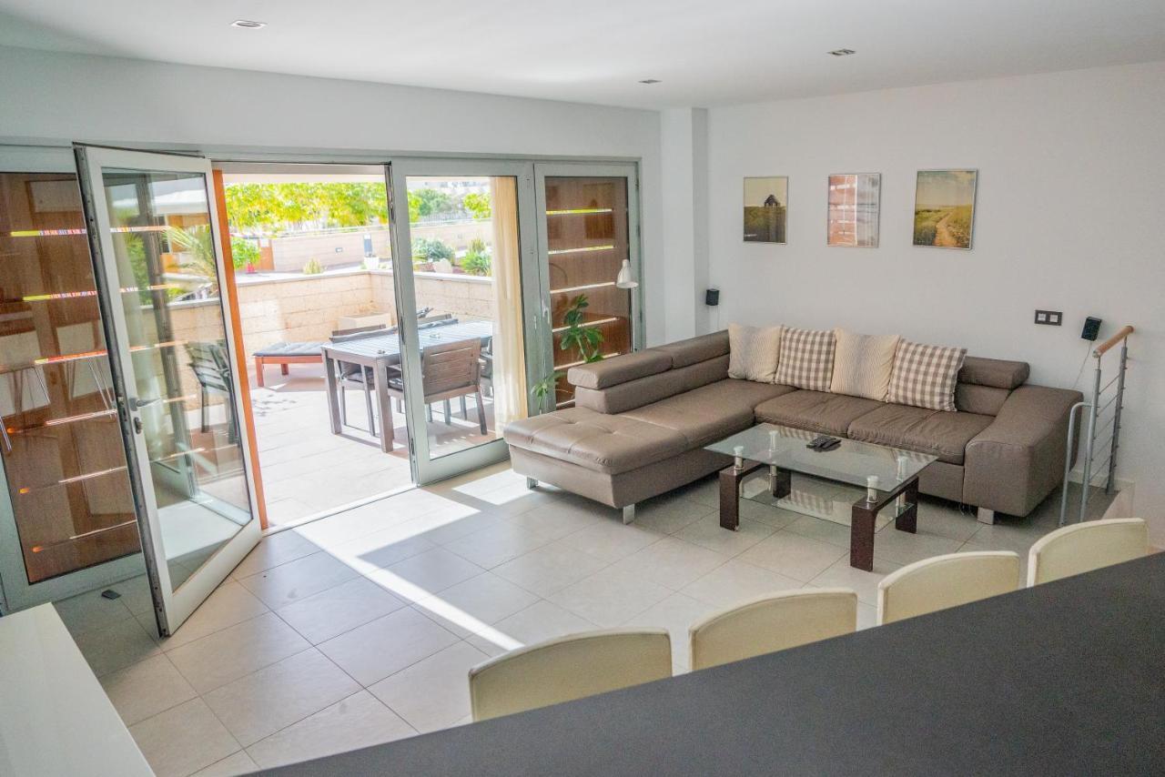 Modern Sea View Duplex With Parking Apartment El Medano  Bagian luar foto