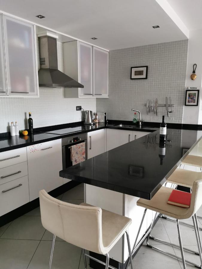 Modern Sea View Duplex With Parking Apartment El Medano  Bagian luar foto